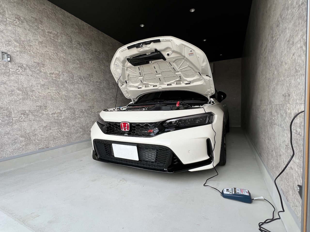 You&Meガレージ 9